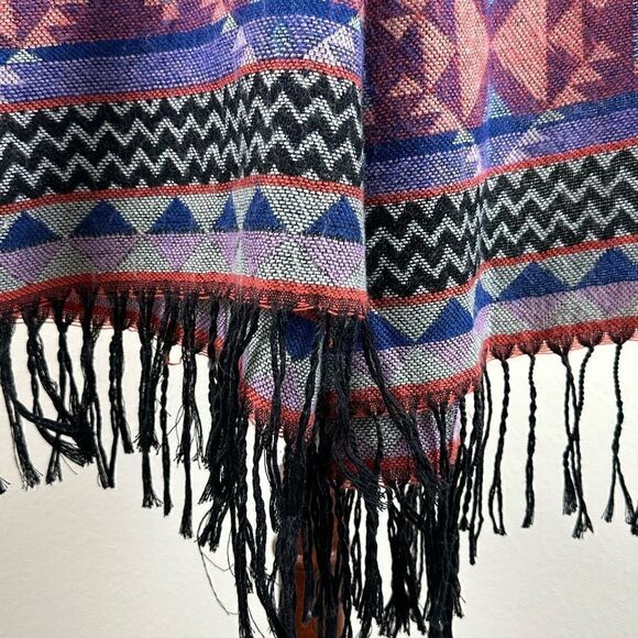 EUC BP. Women’s Scarf - Picture 3 of 7